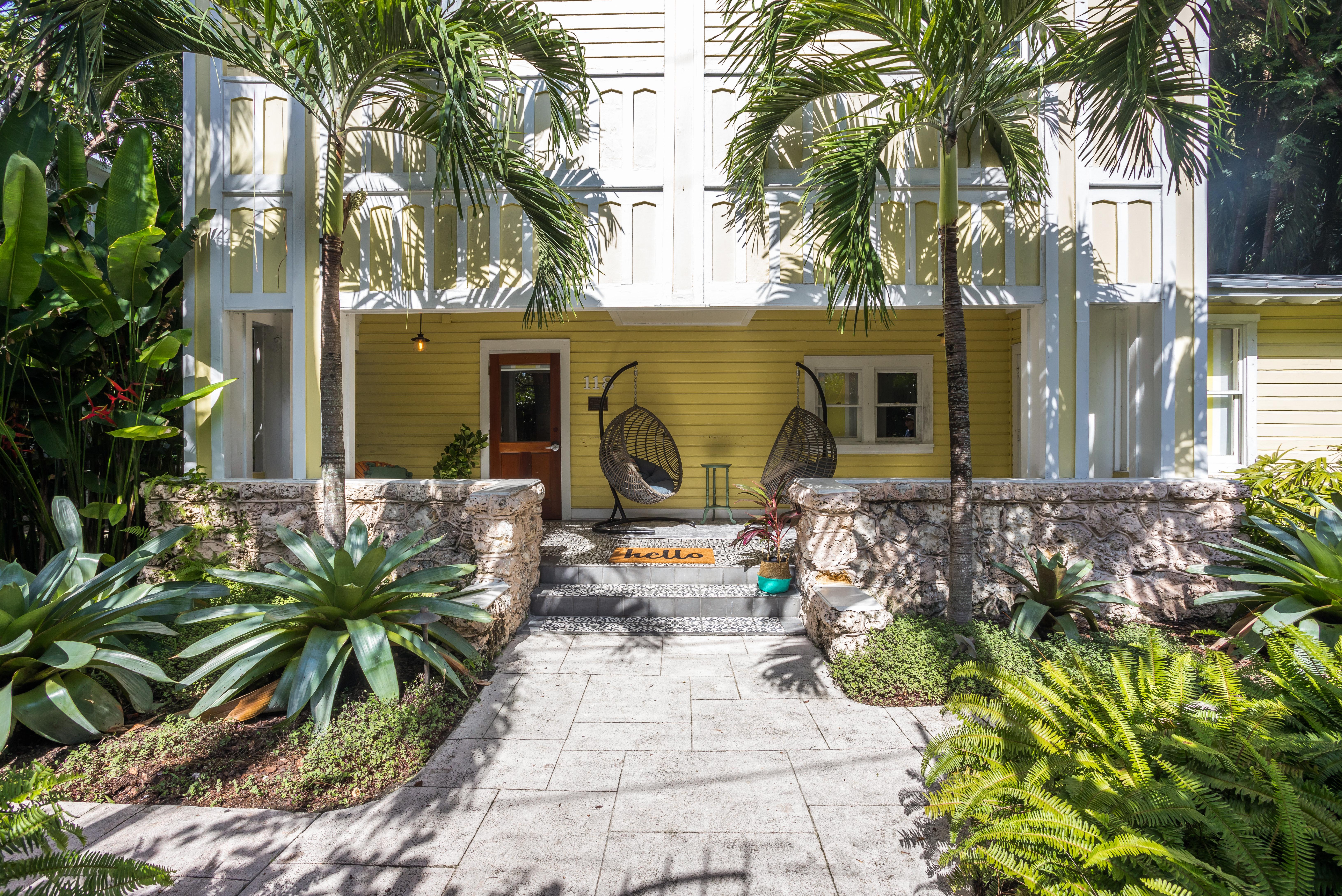 Miami River Inn By Renzzi Екстериор снимка