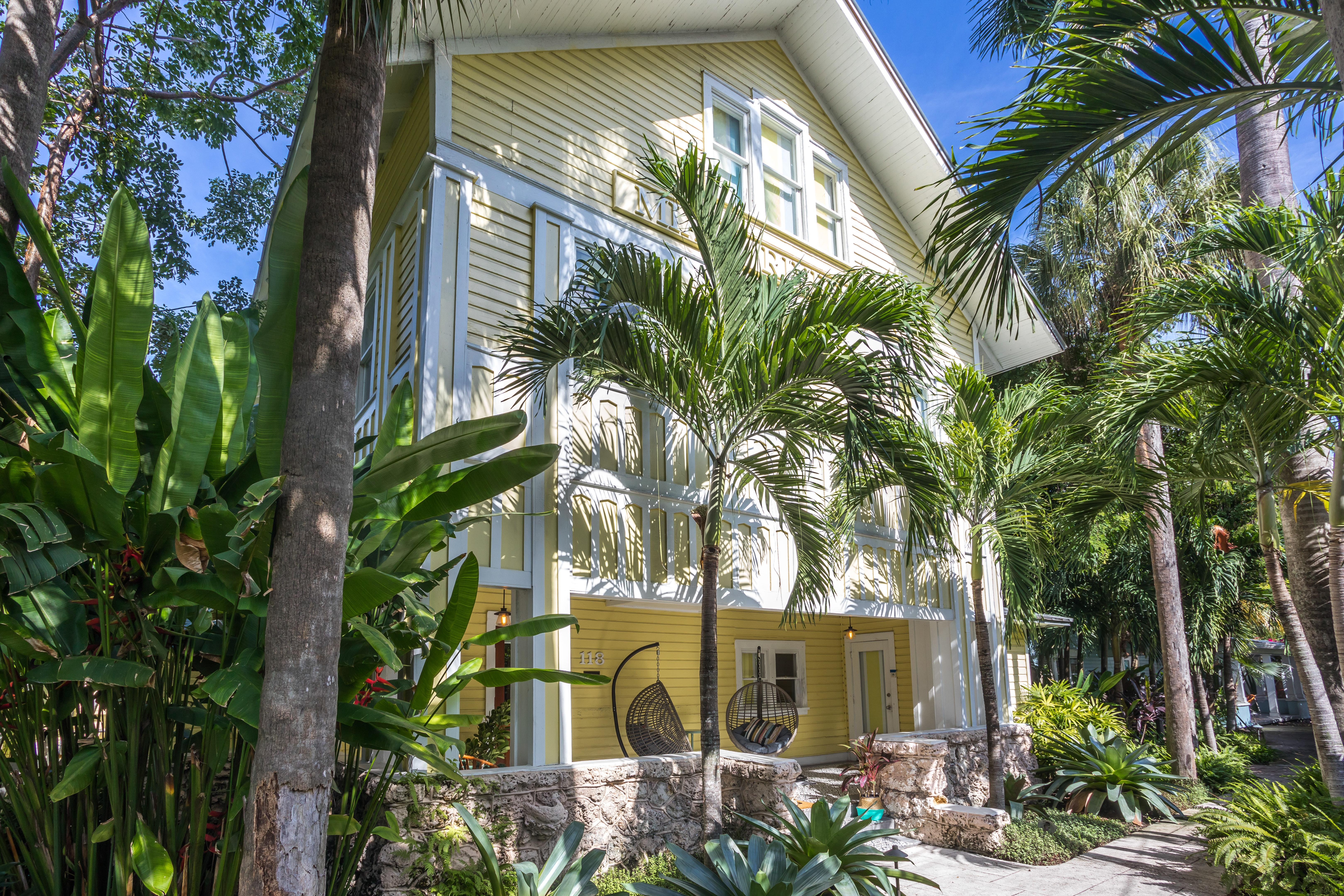 Miami River Inn By Renzzi Екстериор снимка